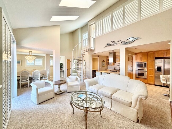 Building Photo - Oxnard | The Colony | 2 Bed + 2 Bath Condo...