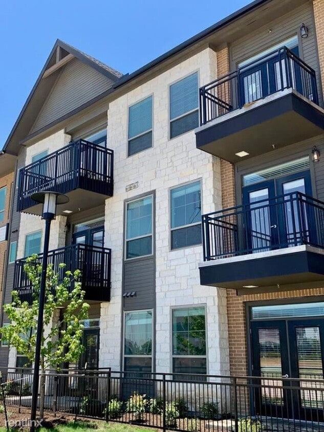 1 br, 1 bath Condo 1330 Park West Green Condo for Rent in Katy