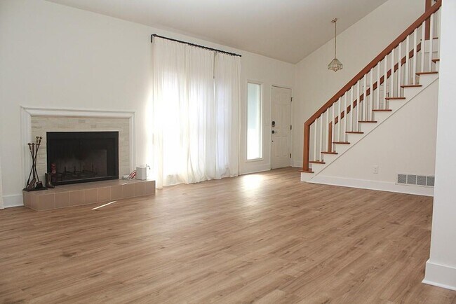 Foto del edificio - 10630 Timberstone Rd