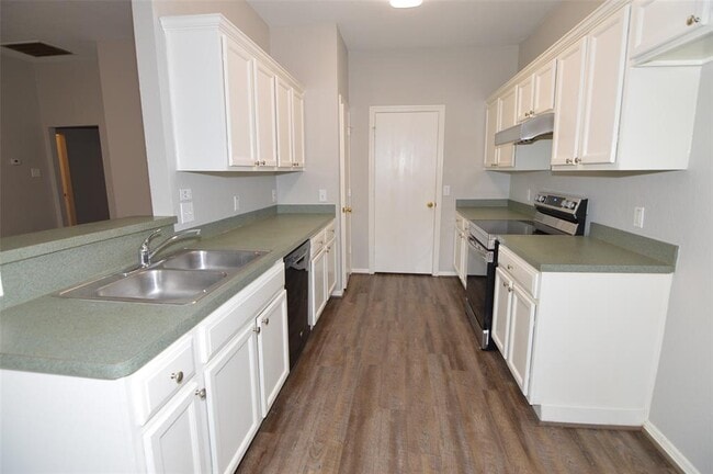 Building Photo - 24327 Wild Horses Ln