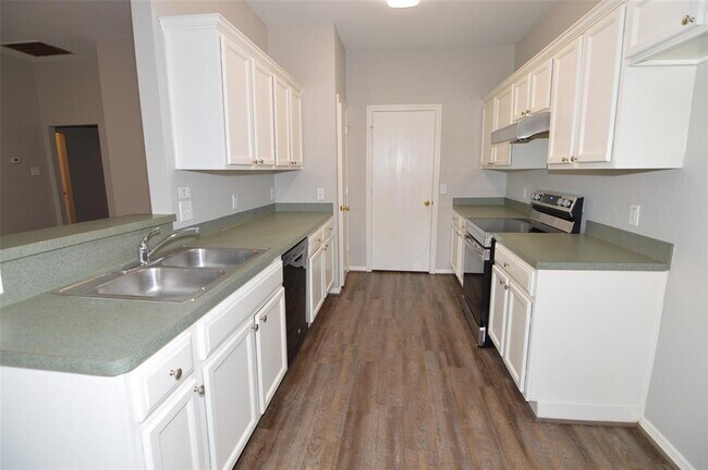 Foto del edificio - 24327 Wild Horses Ln