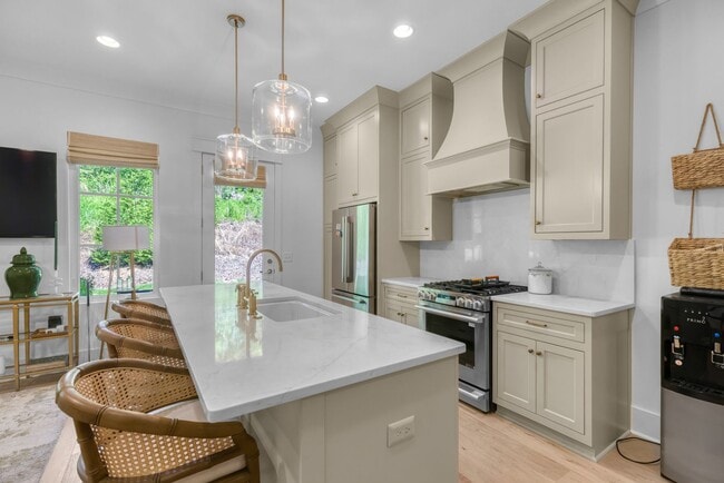 Building Photo - Luxury Townhome Living in Moores Mill — Style, Comfort & Prime Auburn Convenience