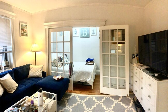 Building Photo - 1111 Boylston St