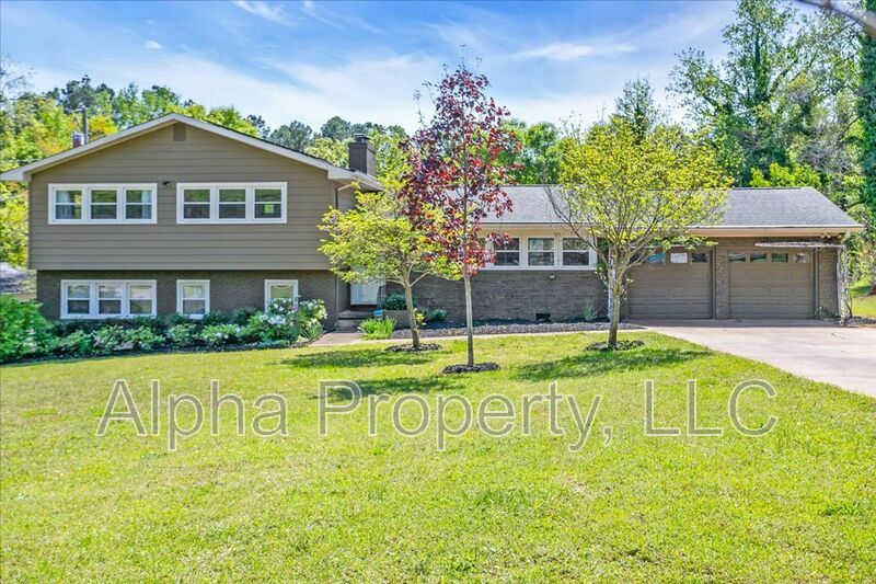 Primary Photo - 19 State Rd S-23-608