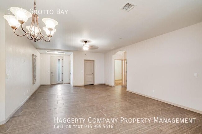 Foto del edificio - 11608 Grotto Bay Ct