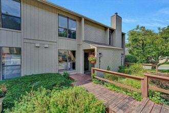 Building Photo - 7311 Maple Ct SW