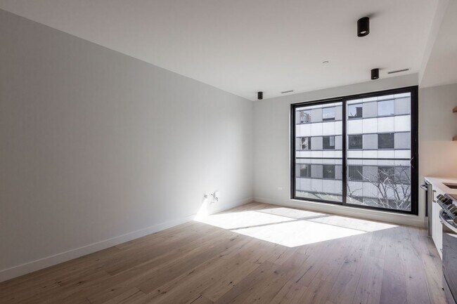 Foto del edificio - 1700 Oak Ave