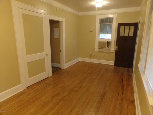 Building Photo - 3759 Anderson St