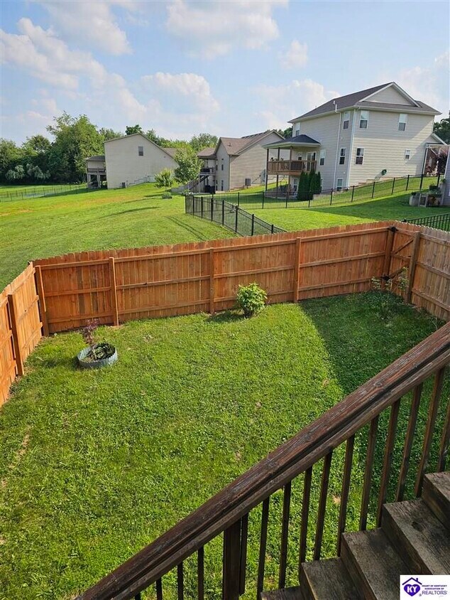 Building Photo - 118 Twin Lakes Dr