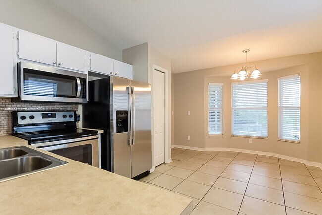 Foto del edificio - 4313 Longshore Dr