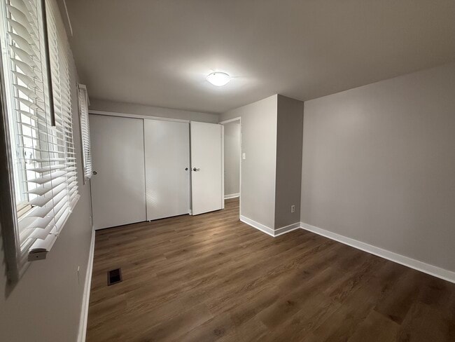 Building Photo - Oxford Place