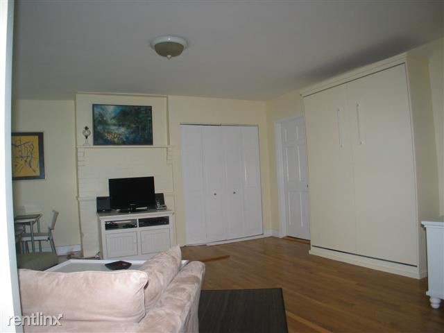 Building Photo - 670 Tremont St