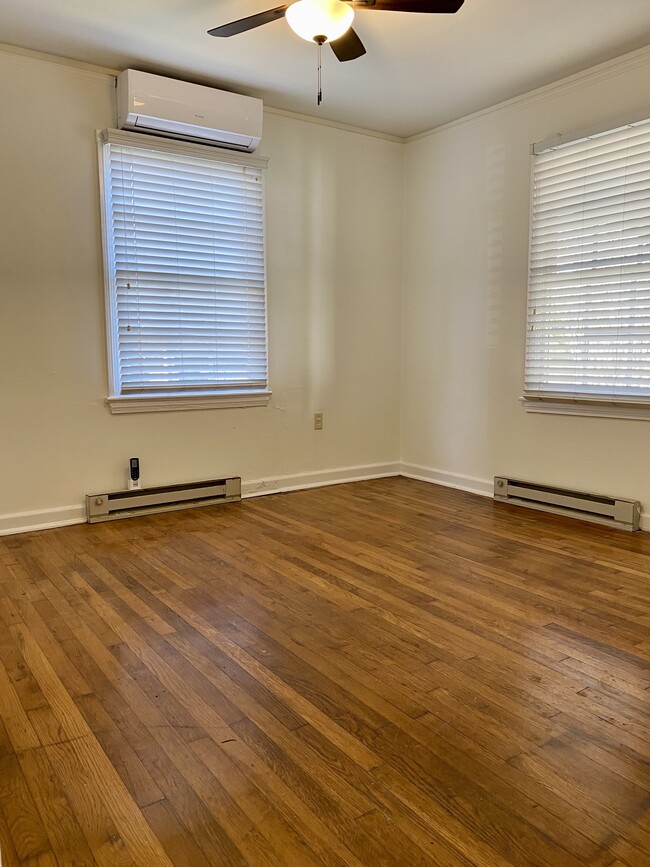 Building Photo - 2627 Rittiner Dr