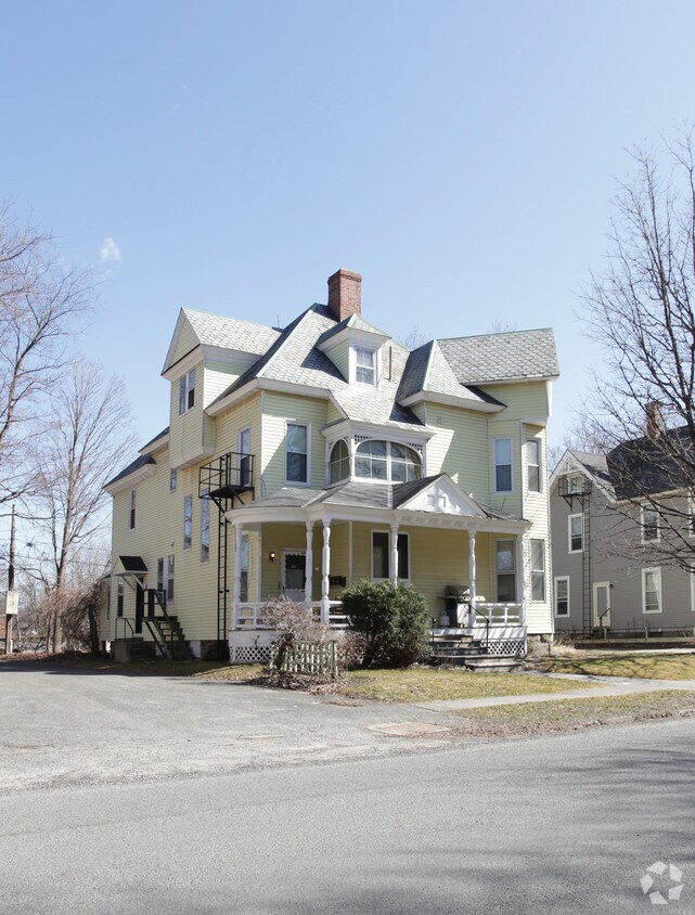 25 Bartlett Ave, Pittsfield, MA 01201 Apartments in Pittsfield, MA