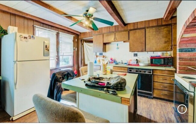 Foto del edificio - 205 W Fulton St