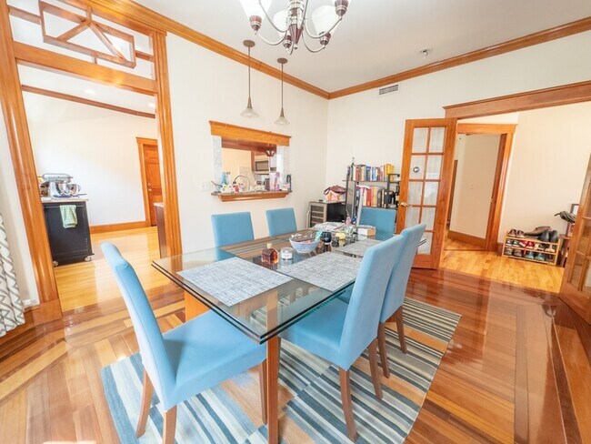 Foto del edificio - 12 St Paul St