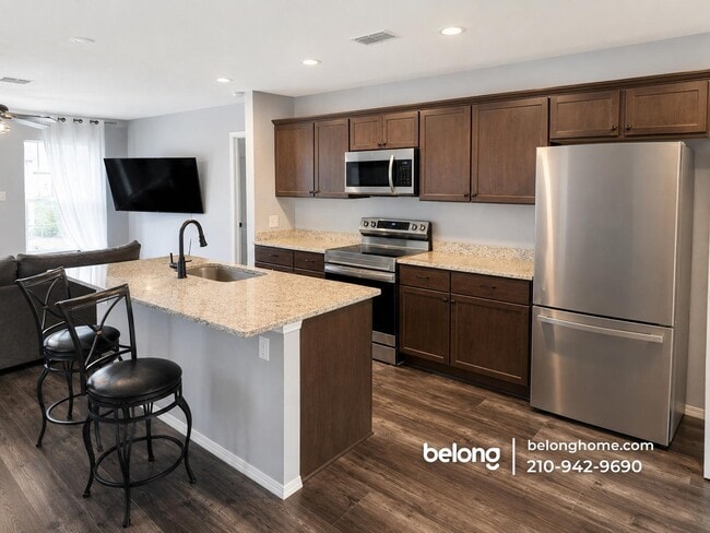 Foto del edificio - 1803 Live Oak Dr