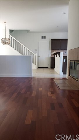 Building Photo - 1305 Walraven Ct