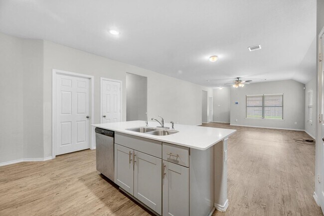 Building Photo - 18922 Cedar Moss Ct
