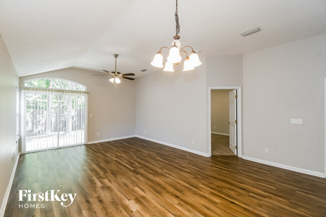 Foto del edificio - 6591 Morse Glen Ln