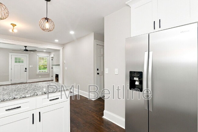 Building Photo - 1164 Sells Ave SW