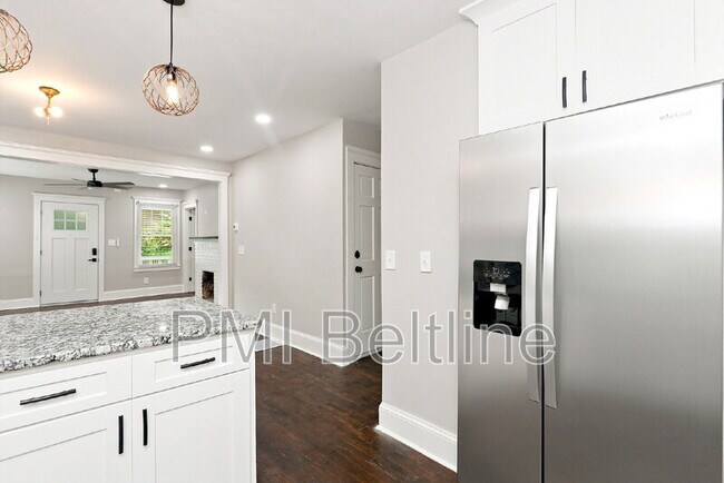 Foto del edificio - 1164 Sells Ave SW