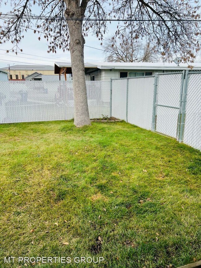 Building Photo - 2 br, 1 bath House - 2325 W Central