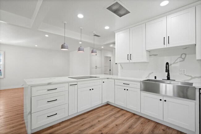 Building Photo - 2817 Stevens St