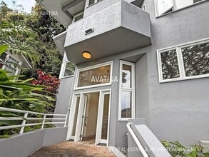 Building Photo - 2330 Kaola Way