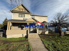 Building Photo - 509 S 2nd St