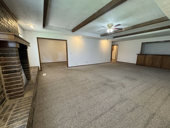 Foto del edificio - 1820 Greenway Ave