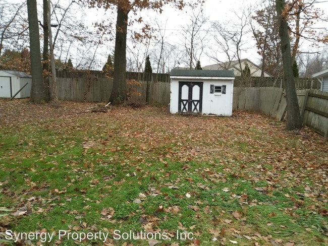 Foto del edificio - 2036 Willowood Dr N