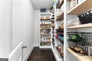 Foto del edificio - 4410 Mossbrook Cir