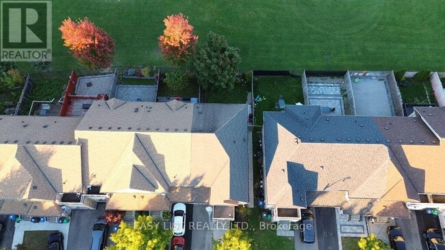 Building Photo - 71 Beavervalley Dr