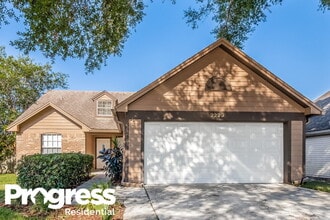 Building Photo - 2223 Barkwood Ct