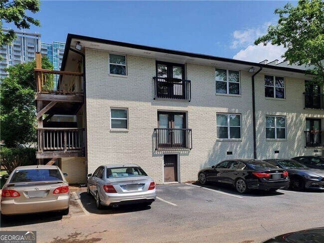 Building Photo - 48 Peachtree Ave NE