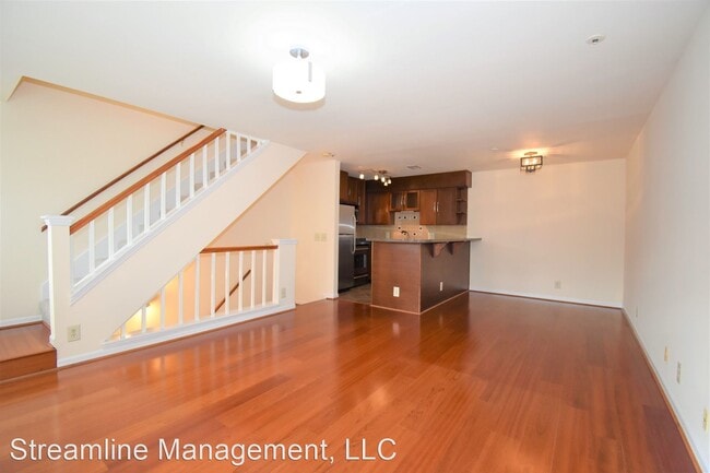 Building Photo - 1 br, 1 bath House - 5821 Inman Park Cir #140