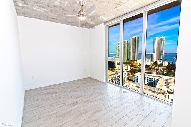 Foto del edificio - 2901 NE 2nd Ave