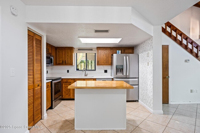 Foto del edificio - 123 Adams Ave