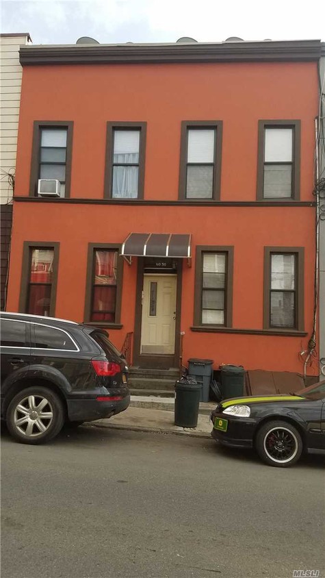 Primary Photo - 60-50-60-56 56th St