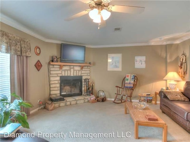 Building Photo - 4 br, 2 bath House - 4333 Highway 169