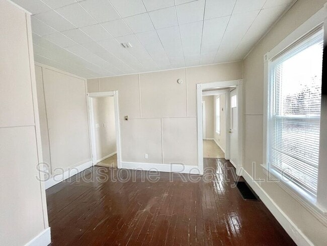 Building Photo - 1625-1627 E 31st St