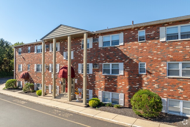 Building Photo - Stonebridge Run Apartments