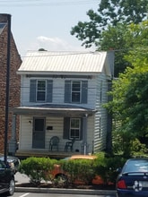 Building Photo - 53 E Franklin St