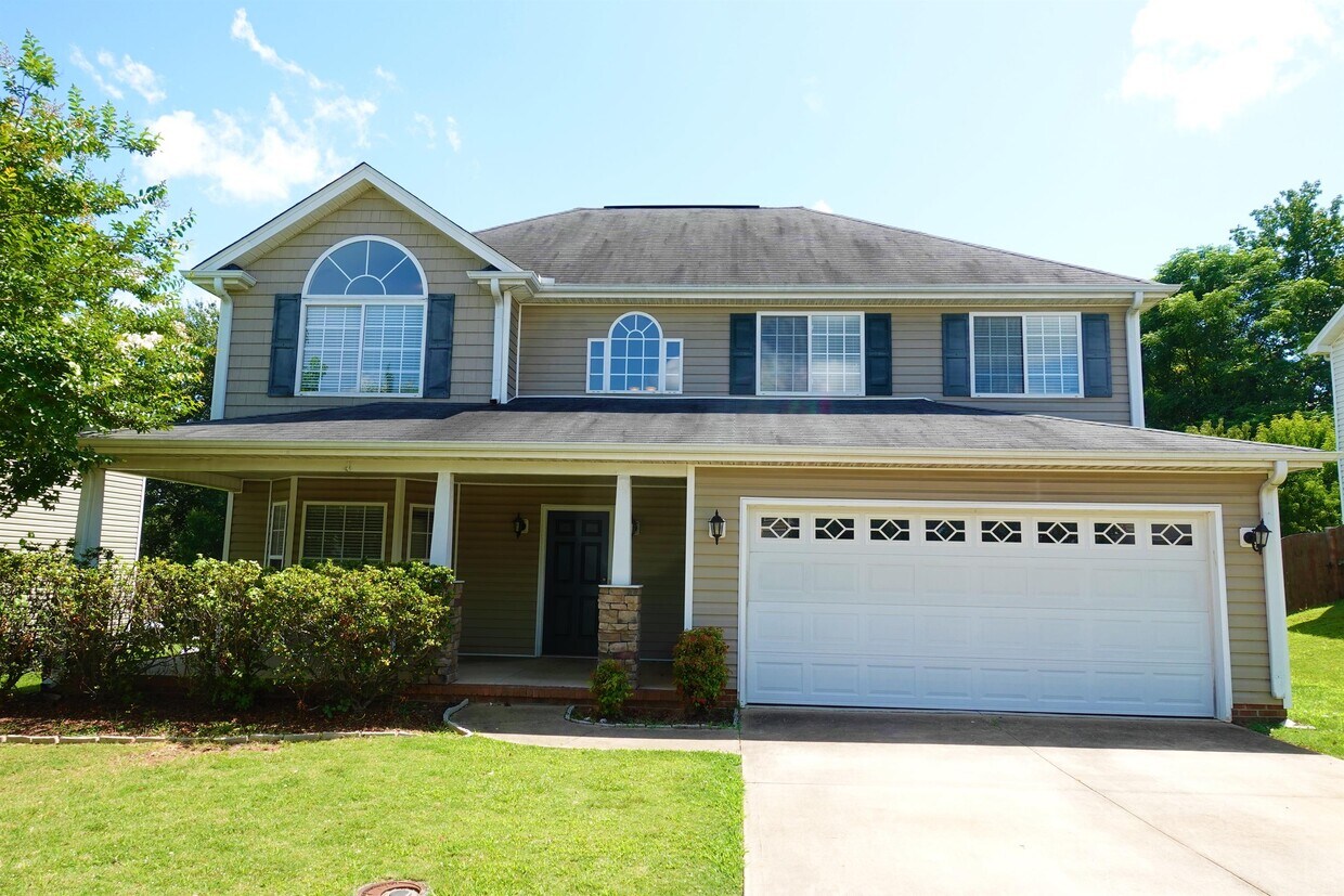 17 Whitethorn Ln, Greenville, SC 29607 House Rental in Greenville, SC