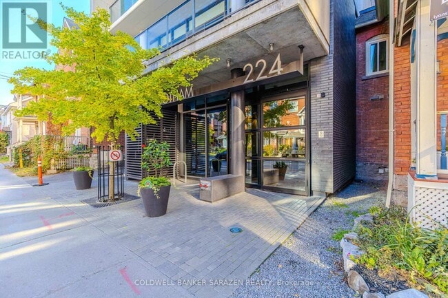 Building Photo - 224 Lyon St. N