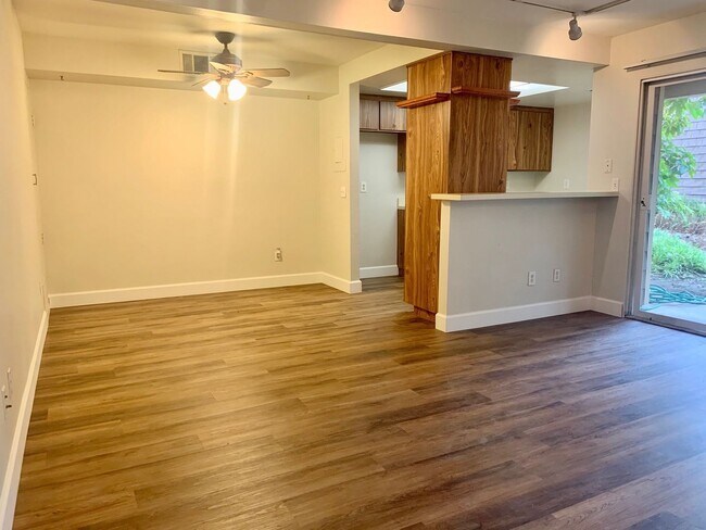 Foto del edificio - 1 Bedroom in Serene Community in Garden Grove
