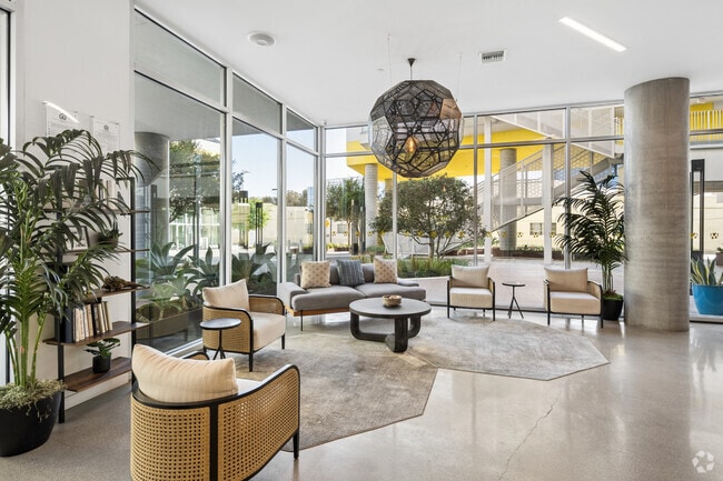 Lobby - Millennium Santa Monica