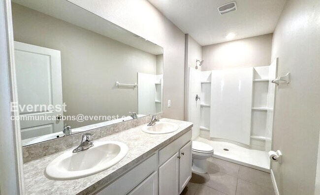 Foto del edificio - Limited Time Special Offer /  Lovely 3-Bedroom Home with Garage / Pet-Friendly / Available Now!