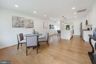 Building Photo - 14332 Belleville Ave